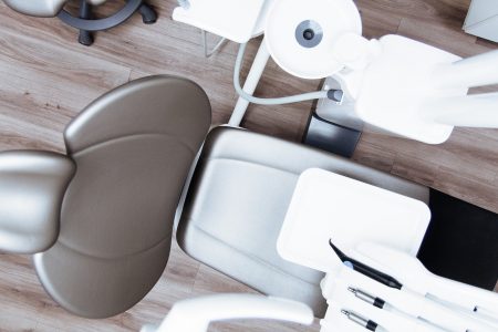 Cos’è la parodontite e come si cura